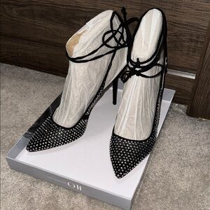 Elegant Black Stiletto Heels with Rhinestone Detailing